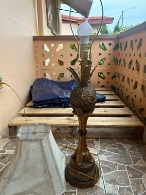 "Preciosa lámpara de mesa MCM estilo mediados de siglo piedras de resina piña dorada 38""" Foto 1 de 4