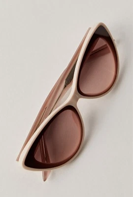 ▪️ Gafas de sol Quay Tempted Cat-Eye nuevas con etiquetas Foto 1 de 4