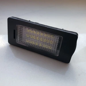2X LED Kennzeichenbeleuchtung Für BMW E39 E60 E61 E90 E91 E92 E93 E82 E88 E70E71 - Bild 1 von 7