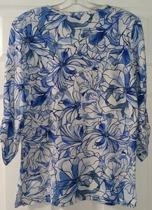 Cathy Daniels Blue Floral 3/4 Sleeves Shirt Size Small - Picture 1 of 4