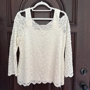 Chicos Lace Cold Shoulder Ivory Top Women’s Size 2 US (12) NWT - Picture 1 of 5