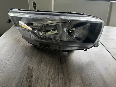 FARO FANALE PROIETTORE ANTERIORE DESTRO IVECO DAILY Dal 2014 Cod. 08-663-1111R - Immagine 1 di 3