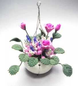 Fairy Garden Accessories Ornaments - 1 x Mini Hanging Plant. - Picture 1 of 1