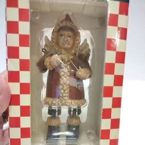 Woodlook Christmas Ornament Jointed Rustic Angel Holding a Star - Picture 1 of 5