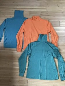 Vintage 90s single stitch women’s turtle neck lot of 3 Multiple Sizes - Picture 1 of 6