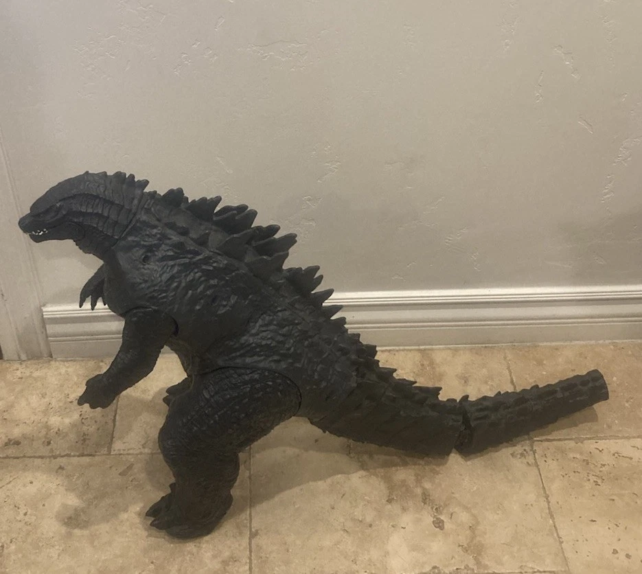 Jakks Pacific 2019 Godzilla Giant King of the Monsters 24” de alto 40” de largo sin cola Foto 1 de 4