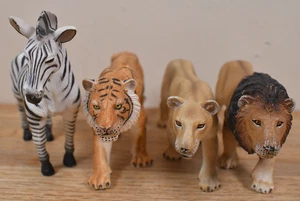 4x 2010 MOJO Figures Zebra, Tiger + Male & Female Lions - Picture 1 of 10