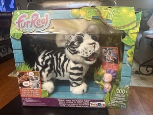 Hasbro FurReal Roarin Ivory la Tigre Giocosa Giocattoli Interattivi R Us Exclusive - Foto 1 di 10