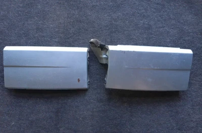VW EUROVAN 1992-96 Used Original SET Lower Headlight FILLER PANELS Left & Right Foto 1 de 4