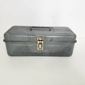 Vintage Blue Metal Tackle Box With Latch Lock & Inner Compartment Tray - Picture 1 of 11