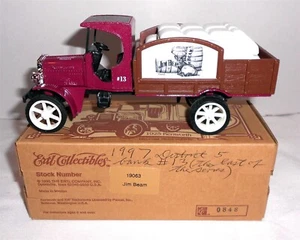 JIM BEAM DIST. 5 CONVENZIONI 1925 KENWORTH CON SACCHI 1998 PRESSOFUSI ERTL BANK #19063 - Foto 1 di 3
