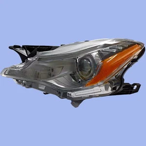 Maserati Quattroporte Left Xenon HID Headlight 2014-2017 00670006569 - Bild 1 von 5