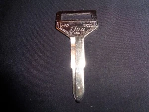 Ilco Key Blank X137 TR33 / Key Fits Toyota Kubota Case Gehl One (1) Key - Bild 1 von 4