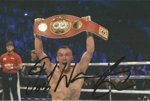 BOXING: JOSH WARRINGTON 'THE LEEDS WARRIOR' SIGNED 6x4 ACTION PHOTO+COA - Picture 1 of 1