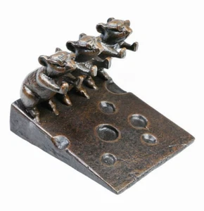 Tope de puerta de hierro fundido TRES RATONES CIEGOS, tope de puerta de ratones en queso, tope de puerta de ratones - Imagen 1 de 2