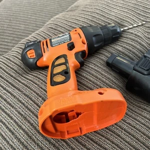 Black & Decker CD18SR 18V 3/8” Cordless Drill Driver With Battery Tested Works - Picture 1 of 4