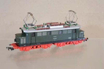 PIKO 6201 DB CLASS BR E44 131 ELECTRIC E-LOK LOCOMOTIVE with TWIN MOTORS om - Image 1 of 4