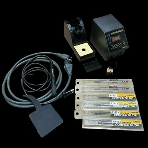 HAKKO ESD Safe 940 Digitale Lötstation 909 Handstück, Schlüssel, Spitzen & Ständer - Bild 1 von 8