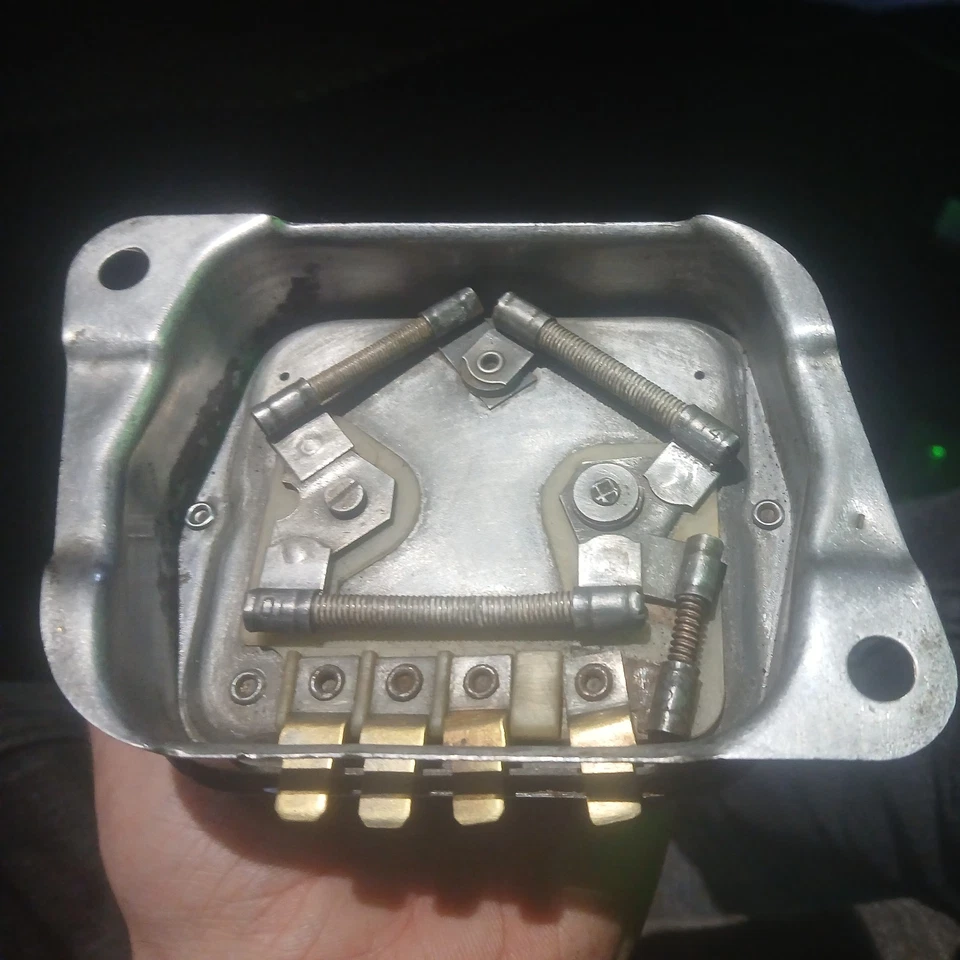 OEM MUSTANG 1965 1966 1967 FORD, MERCURY C5TF-10316-A REGULADOR DE VOLTAJE Foto 1 de 4