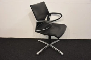 Wilkhahn Besprechungsstuhl, Leder schwarz, Armlehne Leder schwarz, gebraucht - Bild 1 von 7
