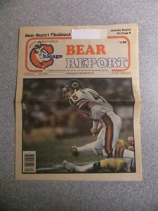 L#878 1982 Doug Buffone Chicago Bears Report team newspaper, Gary Fencik, EX-MT - Picture 1 of 3