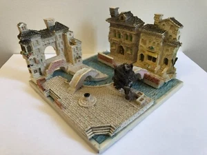 MINIATURE BUILDING VENICE ITALY DOCKS ST MARCK PLACE NO GAULT DECORATION ART - Picture 1 of 10