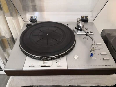 Giradischi Vintage Sanyo TP 1030  - Immagine 1 di 4