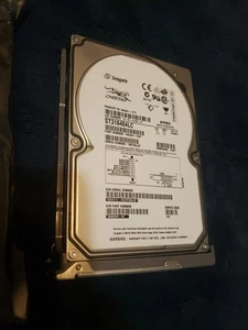 Seagate Cheetah 18Xl ST318404LC 18GB Ultra160 SCSI SCA 10000Rpm Hard Drive - Picture 1 of 2
