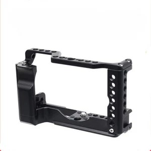 Suitable for Canon M6 Mark2 micro-single camera handle rabbit cage EOS M6II - Foto 1 di 9