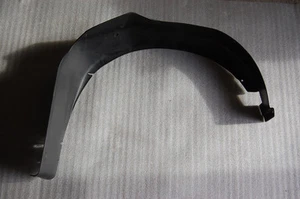 Revestimiento de paso de rueda izquierdo FERRARI 355 - l.h. Protector de rueda delantero - ET Nr 65260600 - Imagen 1 de 1