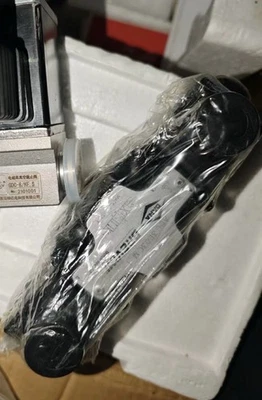 1PCS NEW ADC3E03CM directional valve - Image 1 of 2