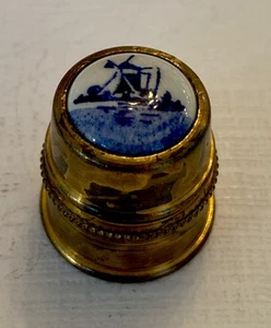 VTG Brass Thimble Porcelain Top Delft Blue Windmill Holland .75x.75” - Picture 1 of 5