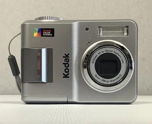 Kodak EasyShare C433 Digital Camera 4.0MP Silver Tested & Vivanco soft case - Picture 1 of 11