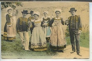CP 29 Finistère - Costumes de Pont-Aven - Picture 1 of 2