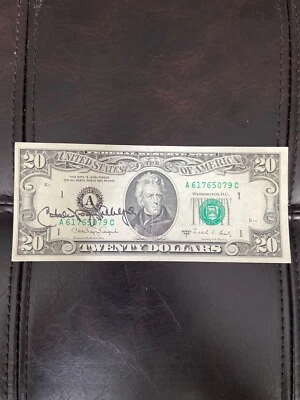 RARE 1988-A $20 Federal Reserve Note Boston Signed Catalina Vasquez Villalpando - Image 1 of 2