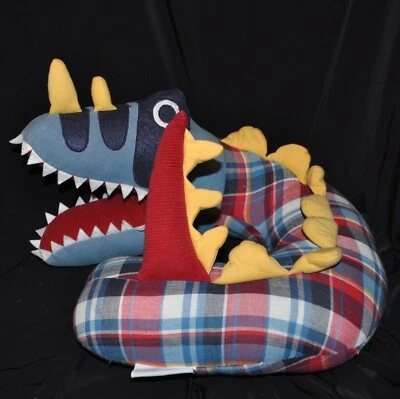 Company Store Niños Serpiente Cuello Almohada Azul y Rojo Cuadros Dientes de Serpiente Viaje Adulto Foto 1 de 4