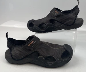 Crocs Swiftwater 15041 sandali sportivi uomo taglia 9M marroni scarpe acqua rete comode - Foto 1 di 13