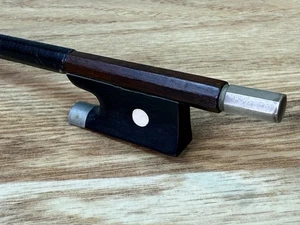 Vintage Tourte-Stamped 3/4 Violin Bow 49g 28.5" Long Needs Rehair - Picture 1 of 15