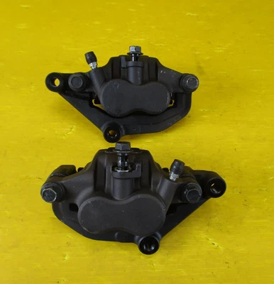 09-17 2009-2017 YAMAHA FZ6 FZ6R PINZAS FRENO DELANTERO IZQUIERDO DERECHO OEM Foto 1 de 4