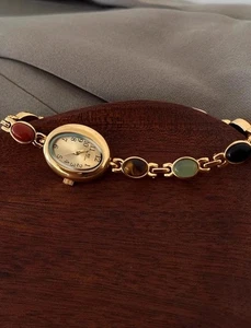High-end Luxury Women’s Watches | Gold Oval Elegant Quartz Wristwatch - Picture 1 of 5