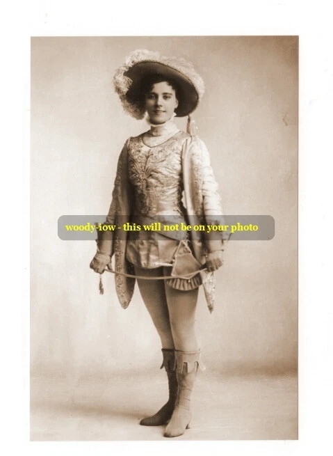 mm168 - Stage Actress Hetty King in panto - print 6" x4" - Image 1 of 1