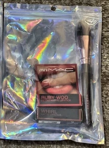 2 X Mac Mini Matte Lipsticks Ruby Woo & Whirl & Morphe R46 Powder Brush Bundle - Picture 1 of 1