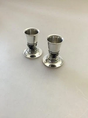 Candelabros de bellota de plata de ley Georg Jensen nº 741 Foto 1 de 4