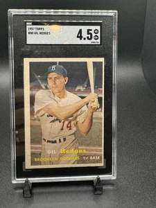1957 Topps Gil Hodges #80 HOF Brooklyn Dodgers - SGC 4.5 - Picture 1 of 2