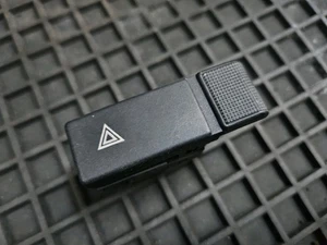 AUDI COUPE B2 UR QUATTRO HAZARD SWITCH 857941509B LATE SPEC - Picture 1 of 3