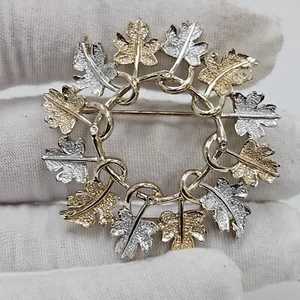 Vintage Sarah Coventry Autumn Leaves Wreath Brooch Gold Tone Silver Tone - Picture 1 of 4