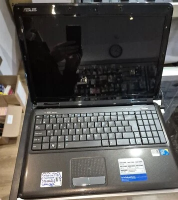 ASUS K50IN-SX149X. Supplied with charger - Image 1 of 4