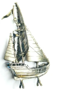 ⭐ Antique Silver 800 Sculpture Ship Sailboat Collectable Decorative 33.4 grams - Picture 1 of 7