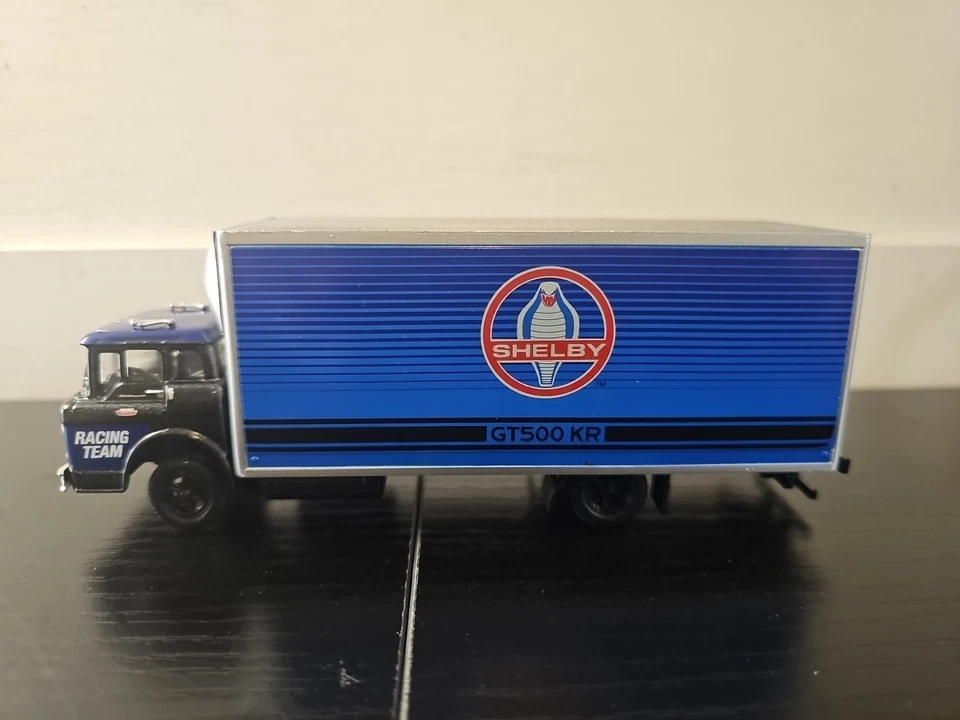M2 Machines 1:64 1966 Ford C-950 Shelby Cobra Race Car Hauler Loose - Image 1 of 4