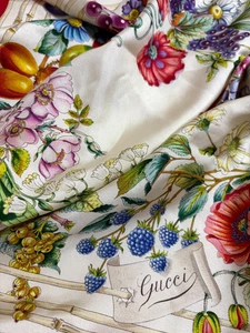 GUCCI Flora Silk Scarf Red Border Vintage Floral Print Made in Italy 33in - Picture 1 of 23